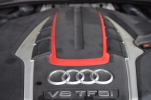 AUDI S8 Quattro
