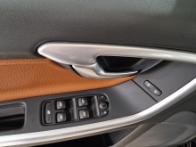 VOLVO S60 Momentum