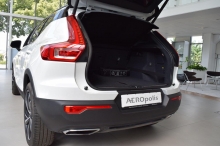 VOLVO XC40 R-Design