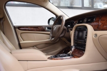 JAGUAR XJ Executive